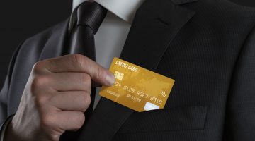 Es gibt unterschiedliche Standards bei Kreditkarten