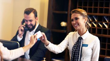 Bei der Buchung eines Hotelzimmers kann es mit einer Prepaid Kreditkarte unter Umständen zu Schwierigkeiten kommen