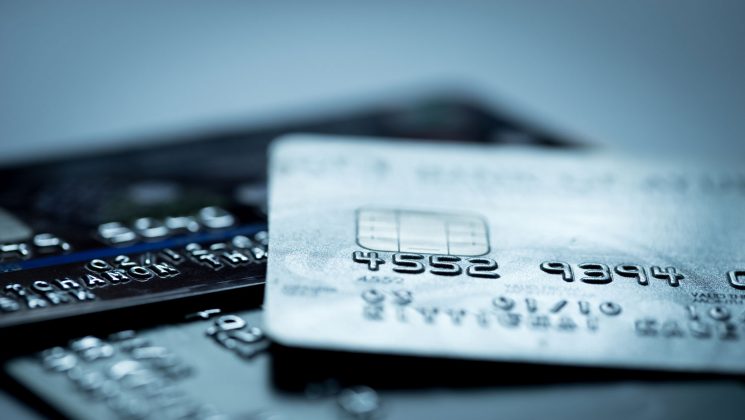 Kreditkarte mit Startguthaben: Finden Sie mit uns das beste Angebot. Manche Kartenanbieter bieten Kreditkarten mit Startguthaben für Neukunden