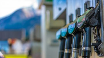Kreditkarten mit Tankrabatt lohnen sich vor allem für Vielfahrer