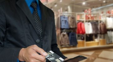 Exklusive Leistungen dank schwarzer Kreditkarte