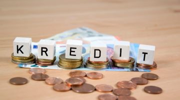Anders als bei revolvierenden Kreditkarten können Inhaber einer Prepaid-Karte keinen Kredit aufnehmen