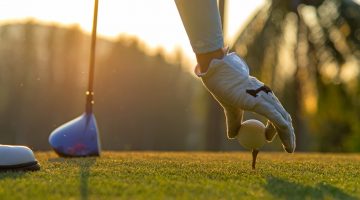 Der Lifestyle-Service organisiert Tickets für Sie und teilt Ihnen Abschlagszeiten auf Golfplätzen mit