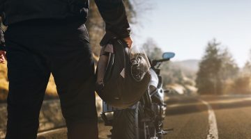 Ein Motorradkredit wird in gleichbleibenden Raten abgezahlt.