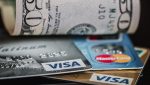 Sechs Dinge, für die eine Kreditkarte unabdingbar ist